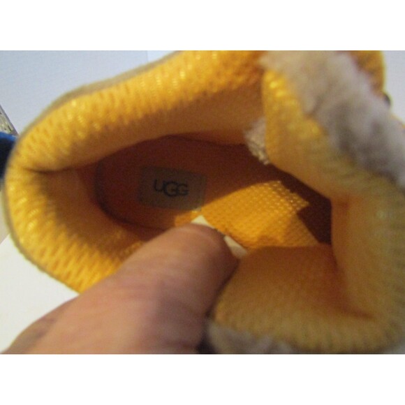 UGG Sneakers Highland Hi Heritage Kids Hi-Top Brown Suede Ankle Boots Size 2 - Picture 9 of 12